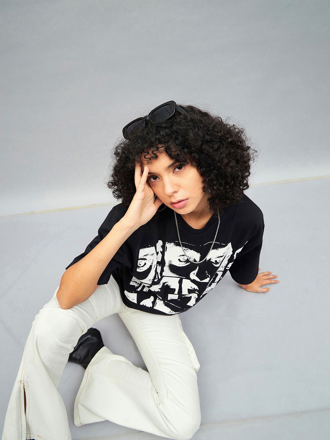 SASSAFRAS Retro Photographic Printed Drop-Shoulder Oversized Pure Cotton T-shirt