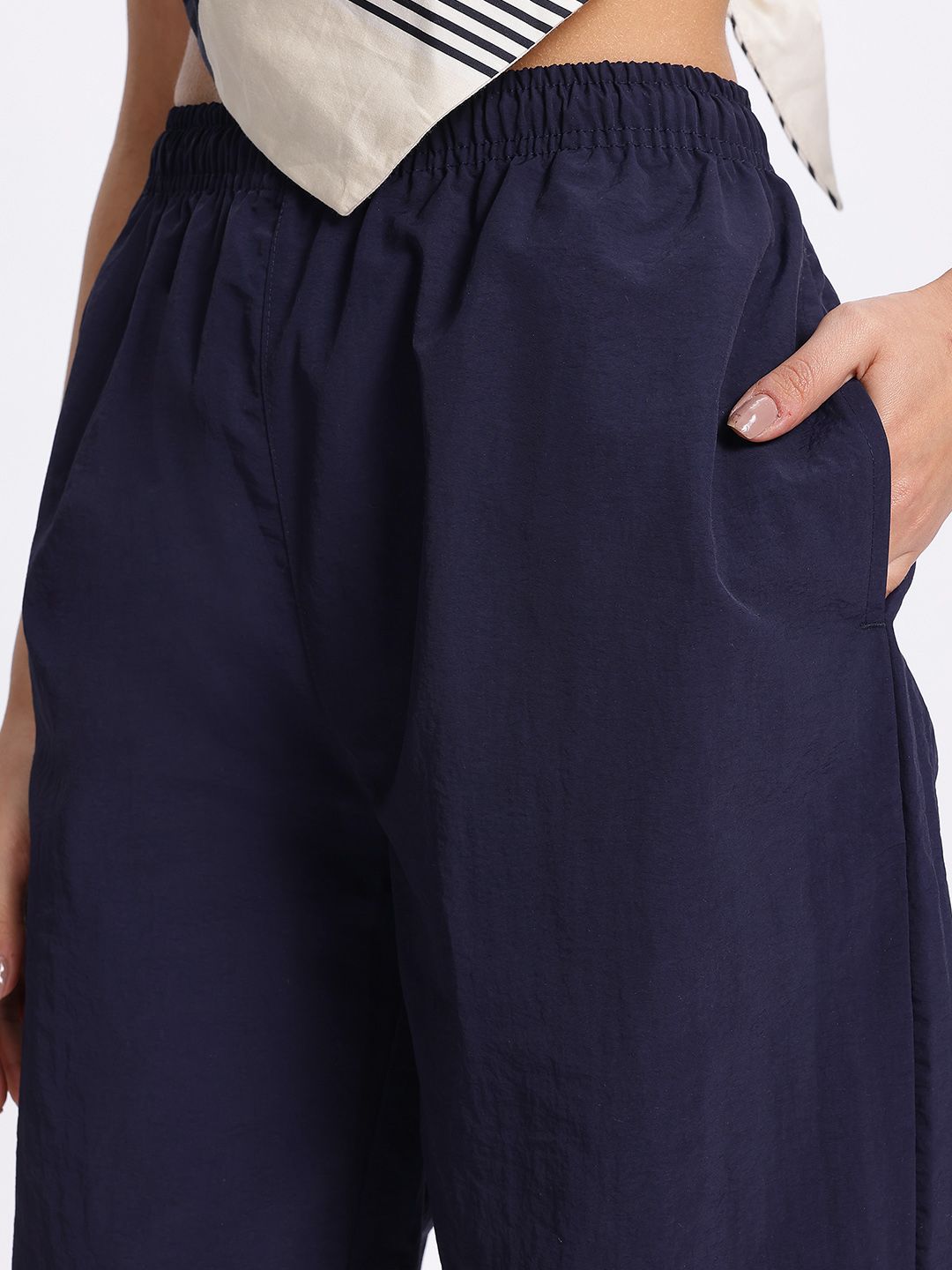 DressBerry Women Toggled Comfort Track Pants