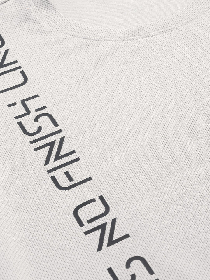 HRX By Hrithik Roshan Running Women Wet Weather Rapid-Dry Typography Tshirts