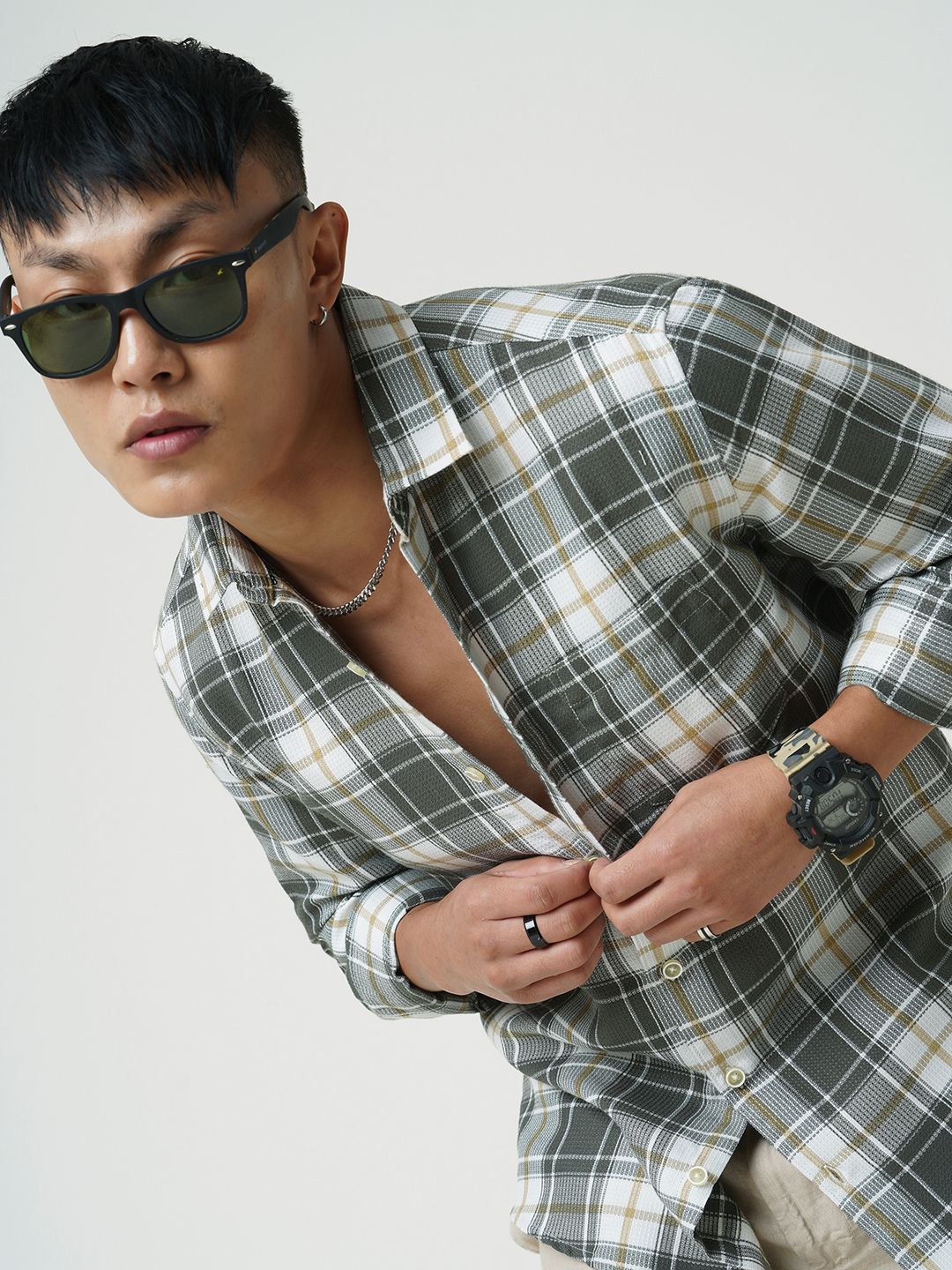 VASTRADO Men Classic Spread Collar Checked Cotton Slim Fit Casual Shirt