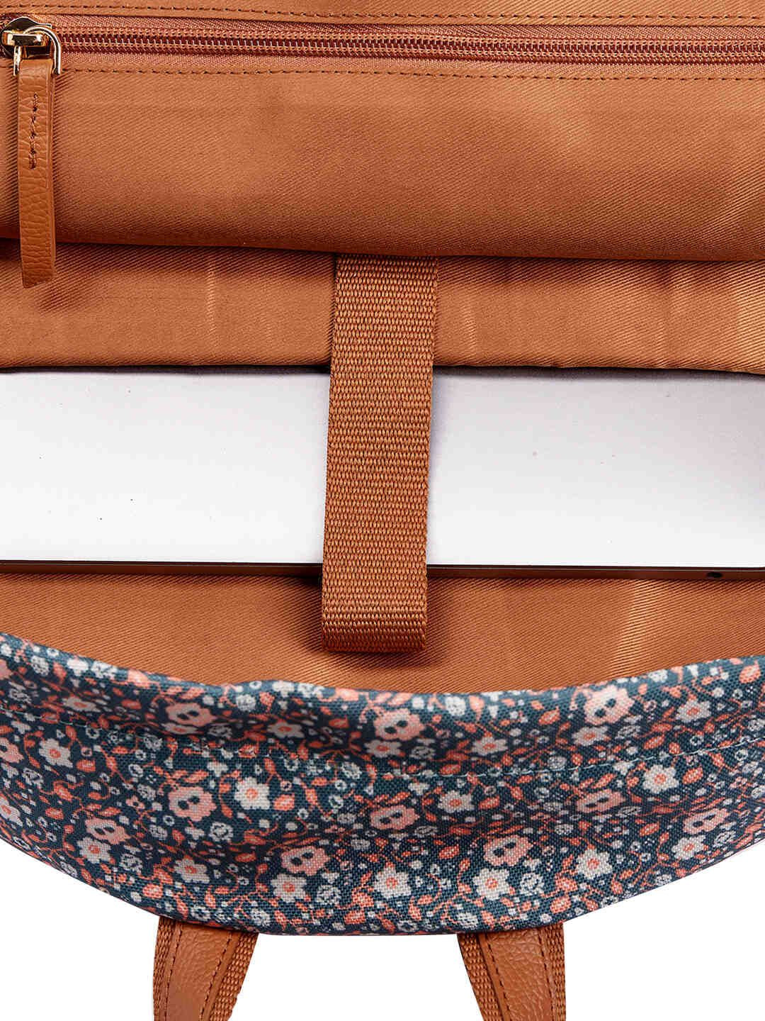 TEAL BY CHUMBAK Women Printed Light Weight Medium Back Pack