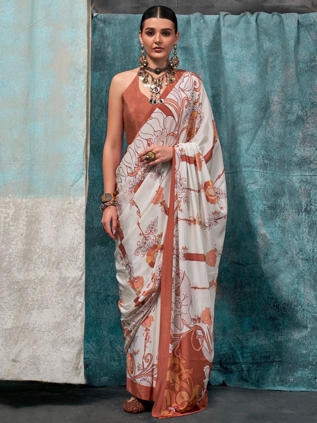 Saree mall Printed Poly Crepe Bagru Sarees
