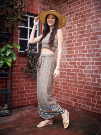Berrylush Beige Floral Printed Crop Top With Trousers