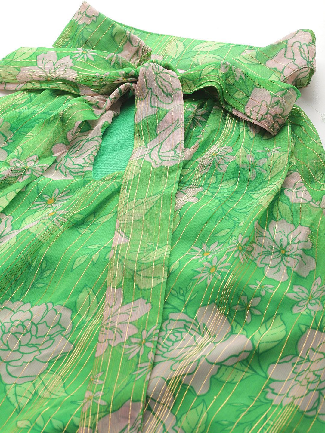 all about you Floral Print Tie-Up Neck Top