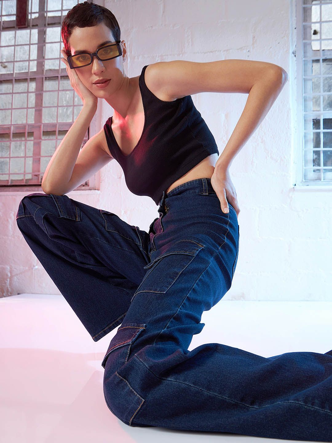 SASSAFRAS Women Blue Straight Fit High-Rise Clean Look Stretchable Jeans