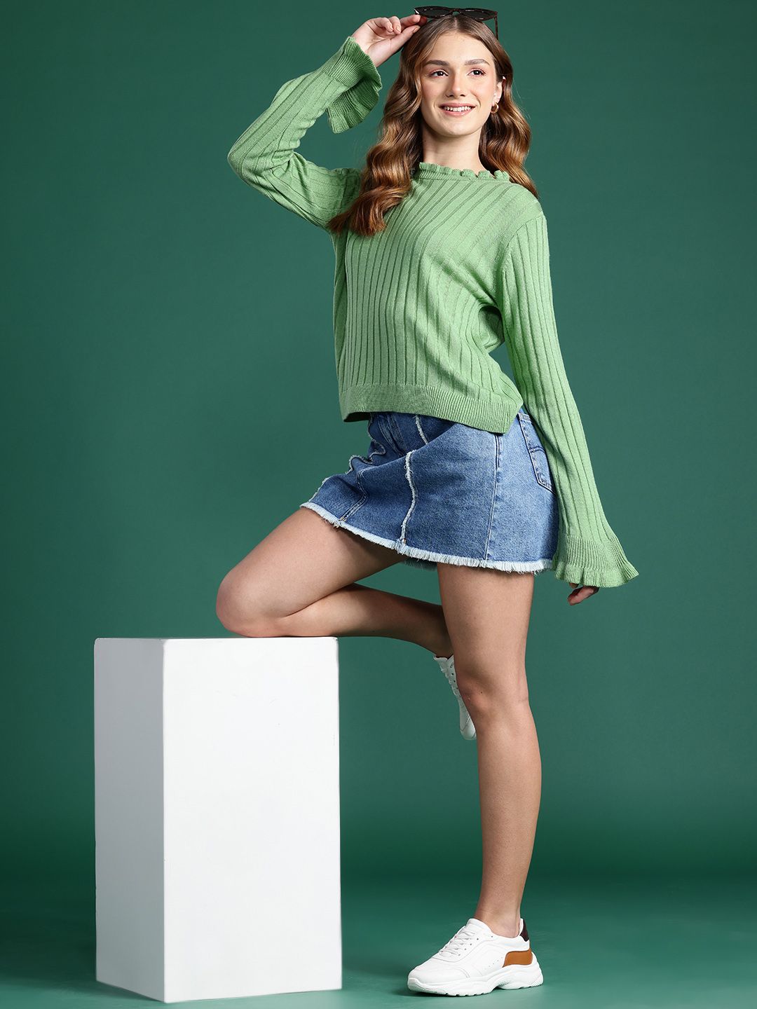 DressBerry Frilled Neck Ribbed Pullover