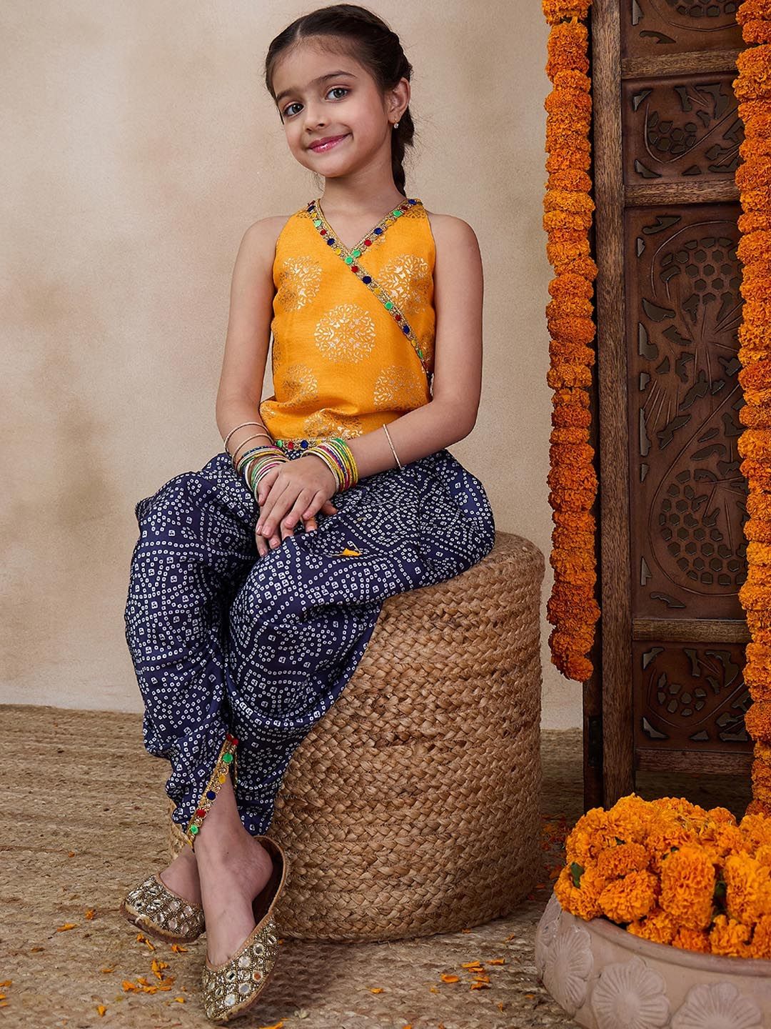 pspeaches V Neck Sleeveless Printed Top & Dhoti Pant Clothing Set