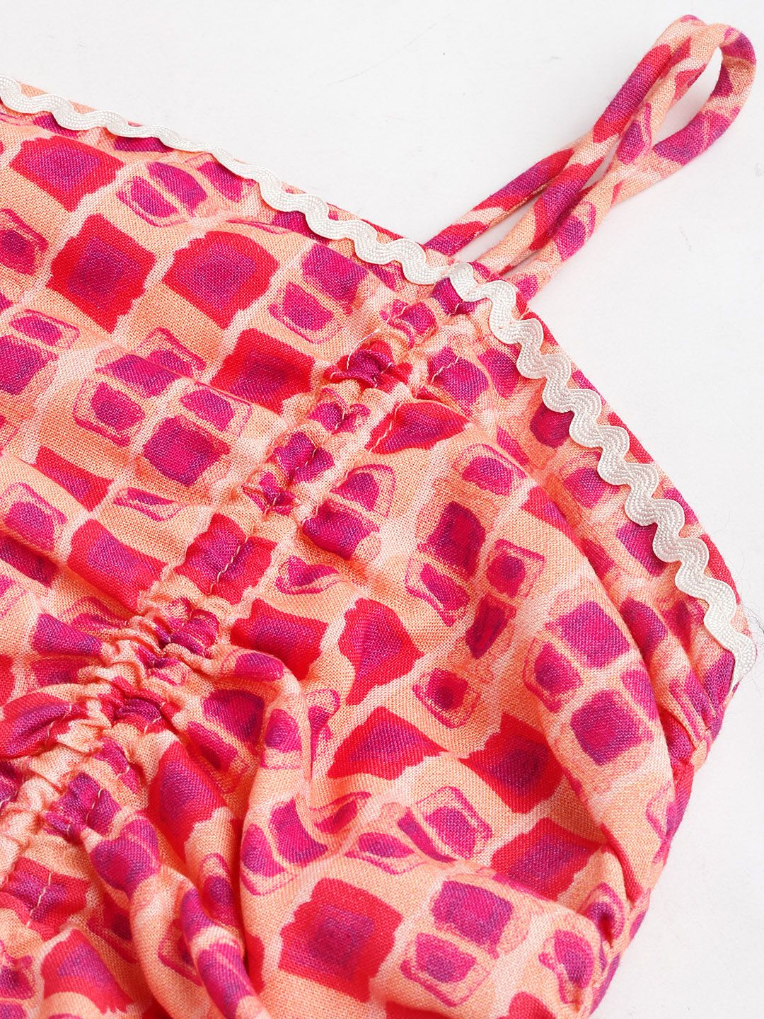 DressBerry Modern Nomad Ruche Ups Crop Top