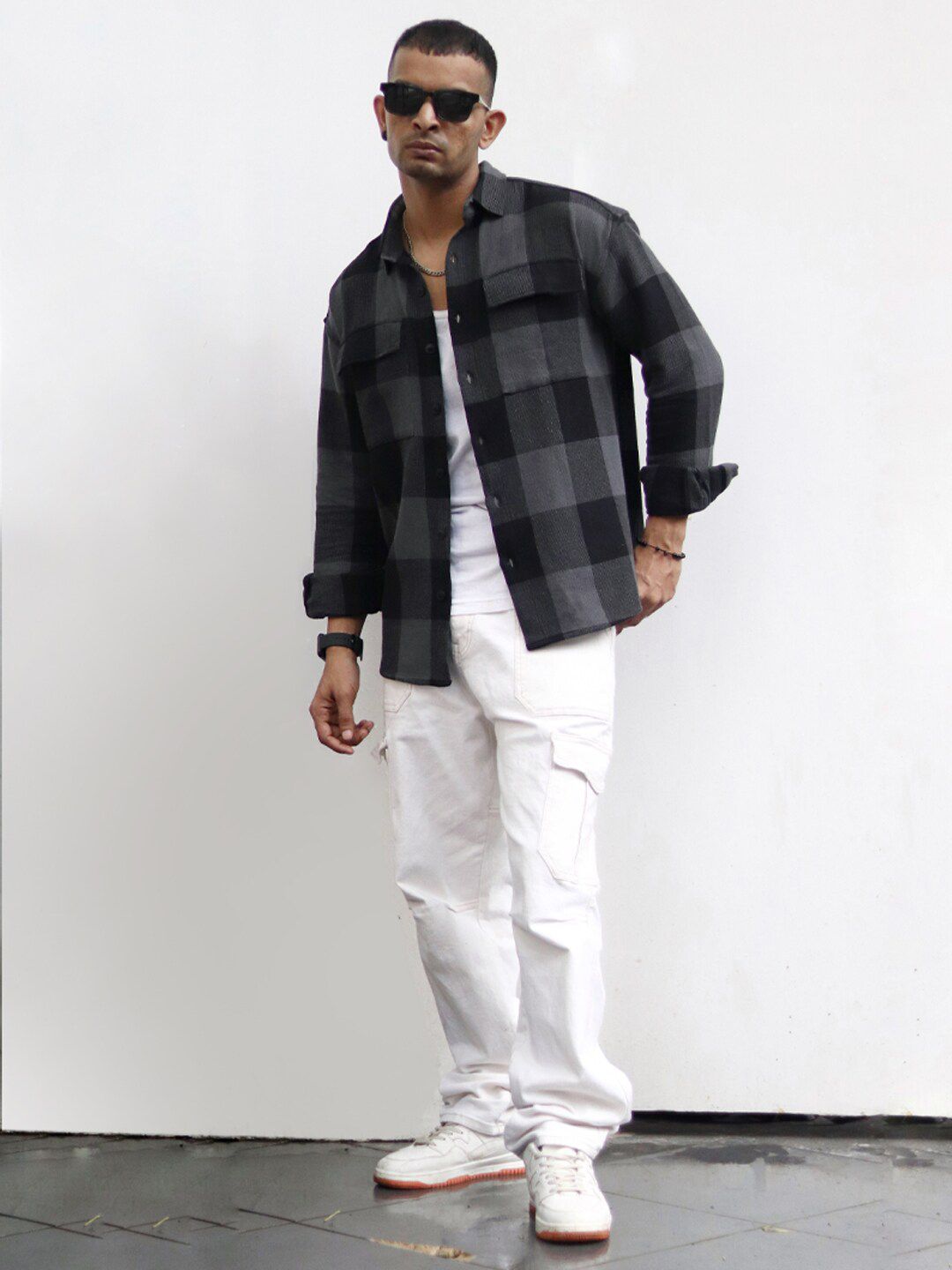 Powerlook Black India Slim Oversized Buffalo Checks Opaque Pure Cotton Casual Shacket
