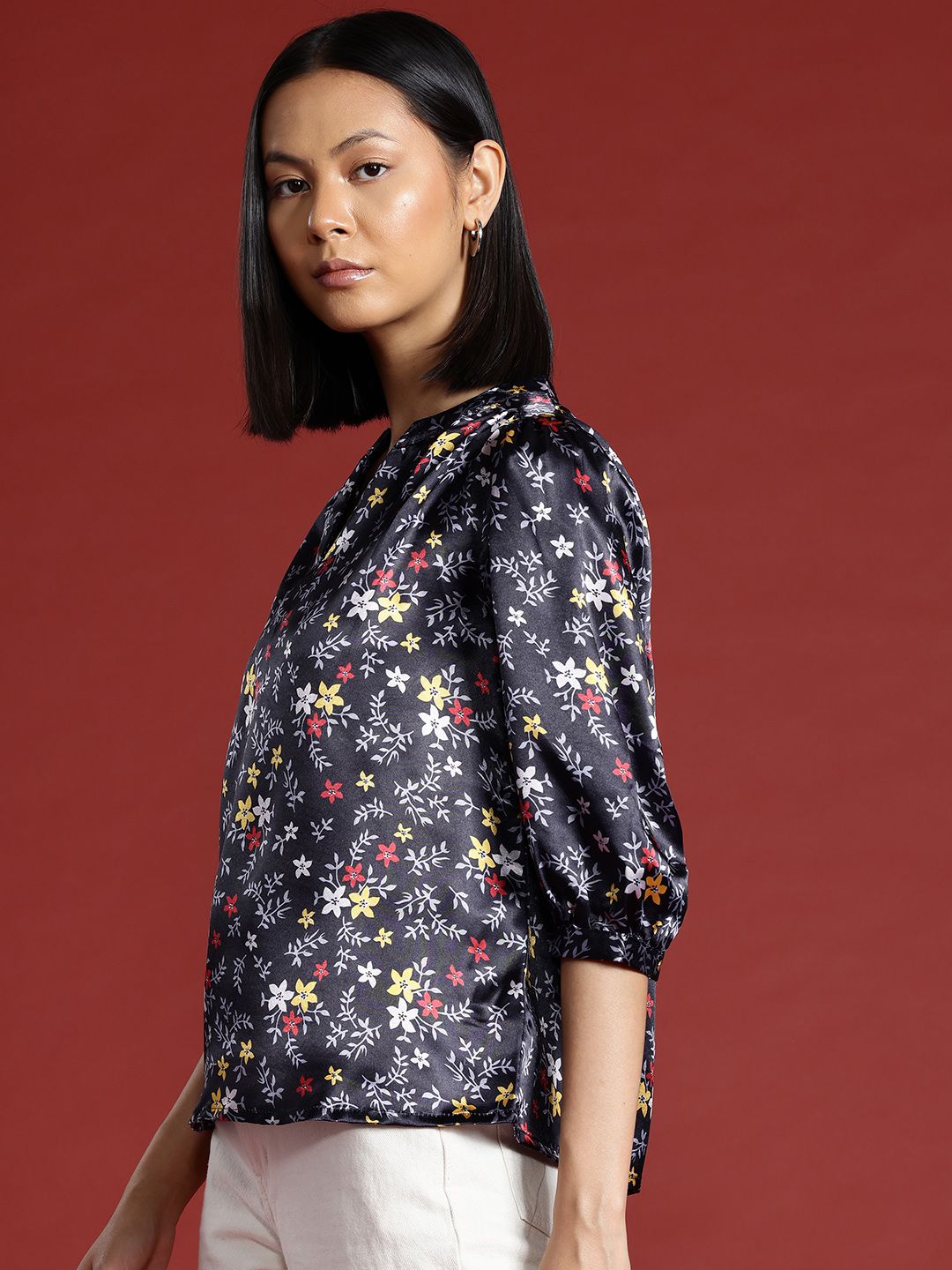 all about you Floral Print Satin Finish Mandarin Collar Puff Sleeve Top