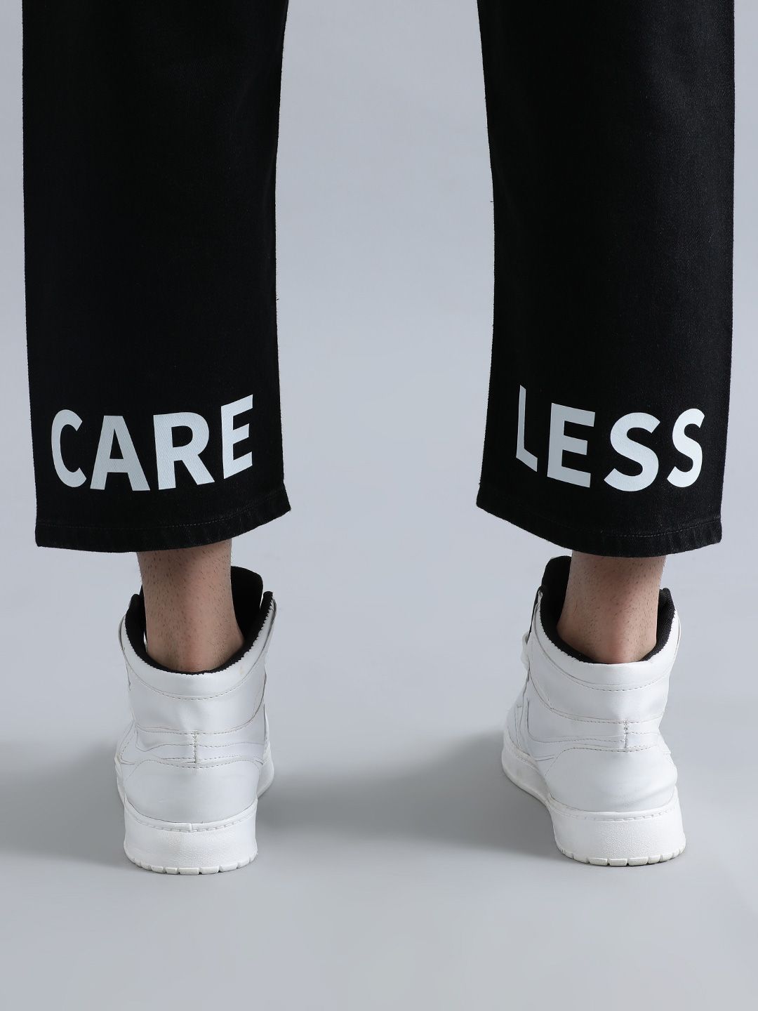 Bene Kleed Men Loose Fit Pure Cotton Printed Cropped Jeans