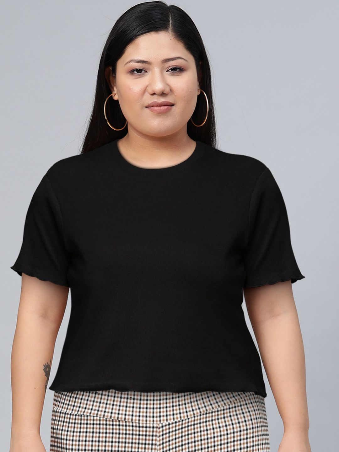 SASSAFRAS Black Crop Ribbed Top