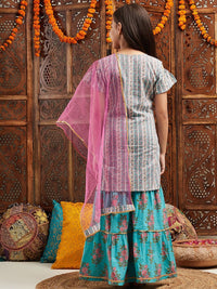 pspeaches Girls Floral Printed Regular Kurta with Sharara & With Dupatta