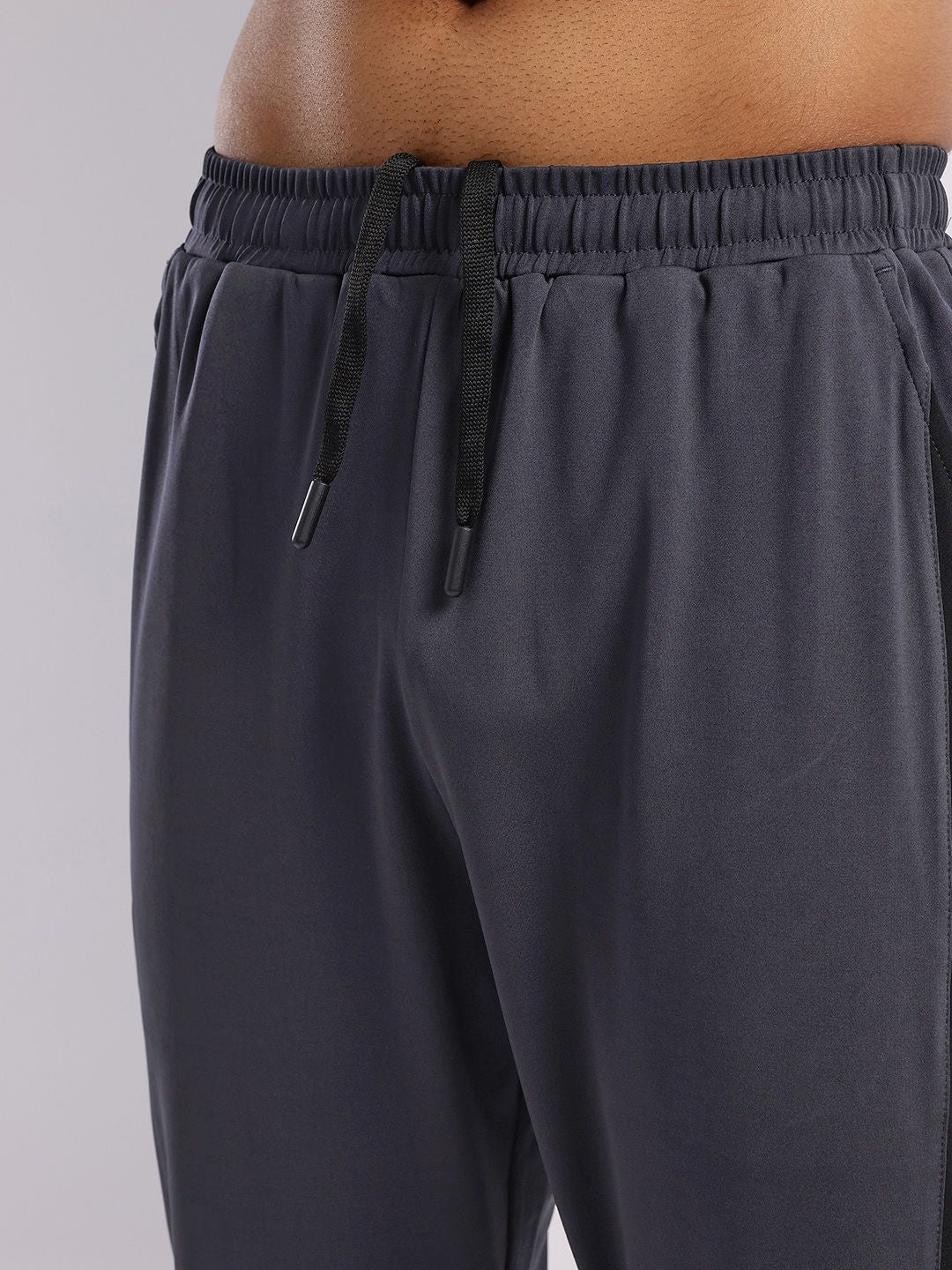 HRX by Hrithik Roshan Men Contrast Panel Rapid-Dry Training Joggers