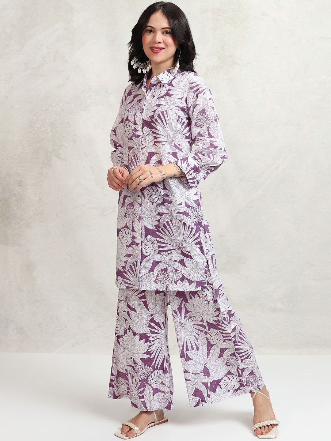 Vishudh Printed Shirt With Trousers Co-Ords