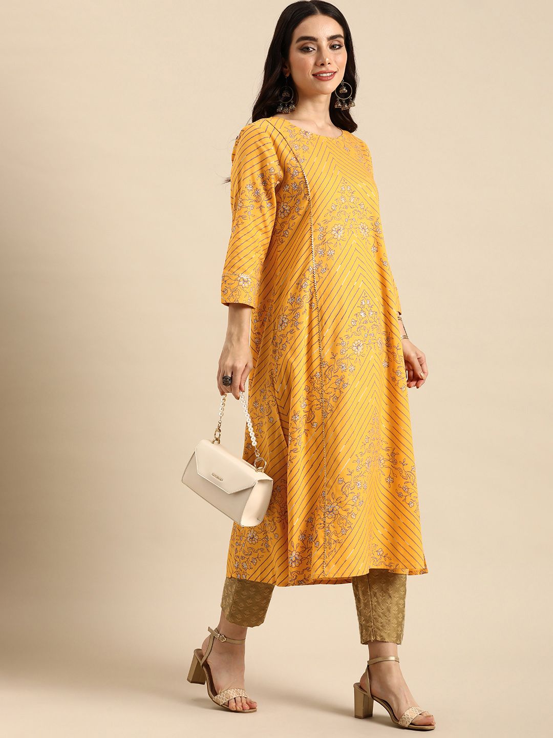 Anouk Round Neck Floral Printed Kurta