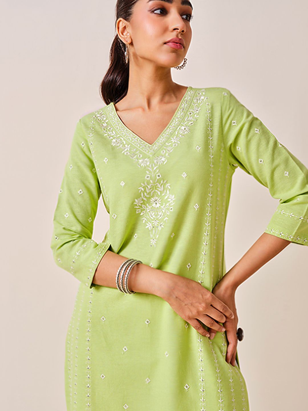 Global Desi Ethnic Motifs Embroidered Straight Kurta