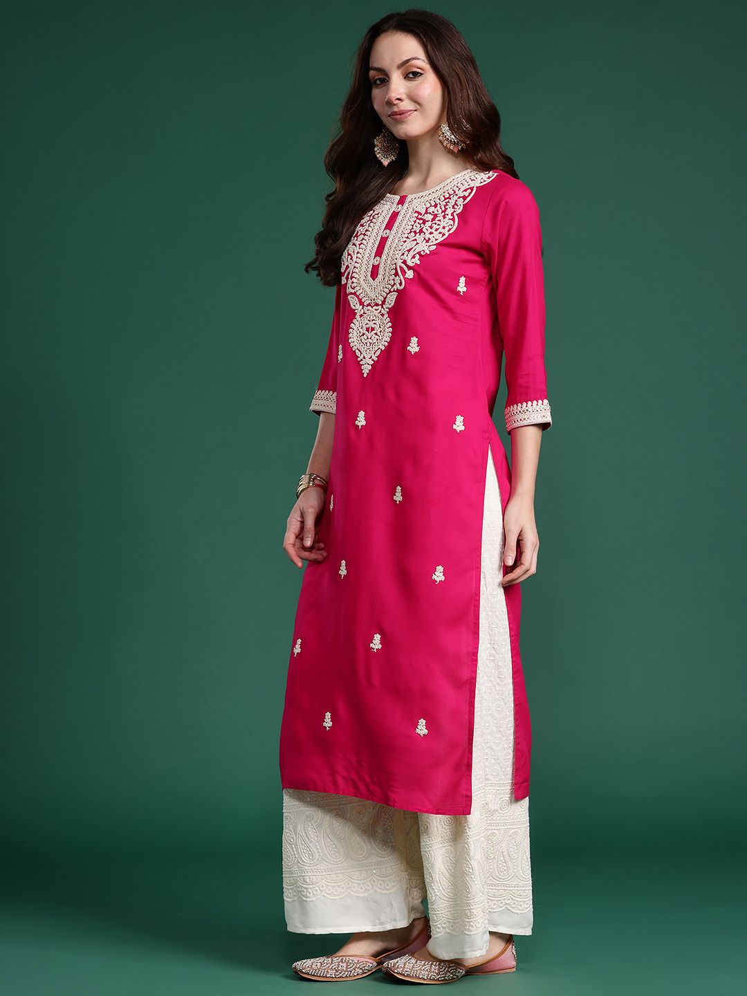 Indo Era Women Floral Embroidered Thread Work Kurta