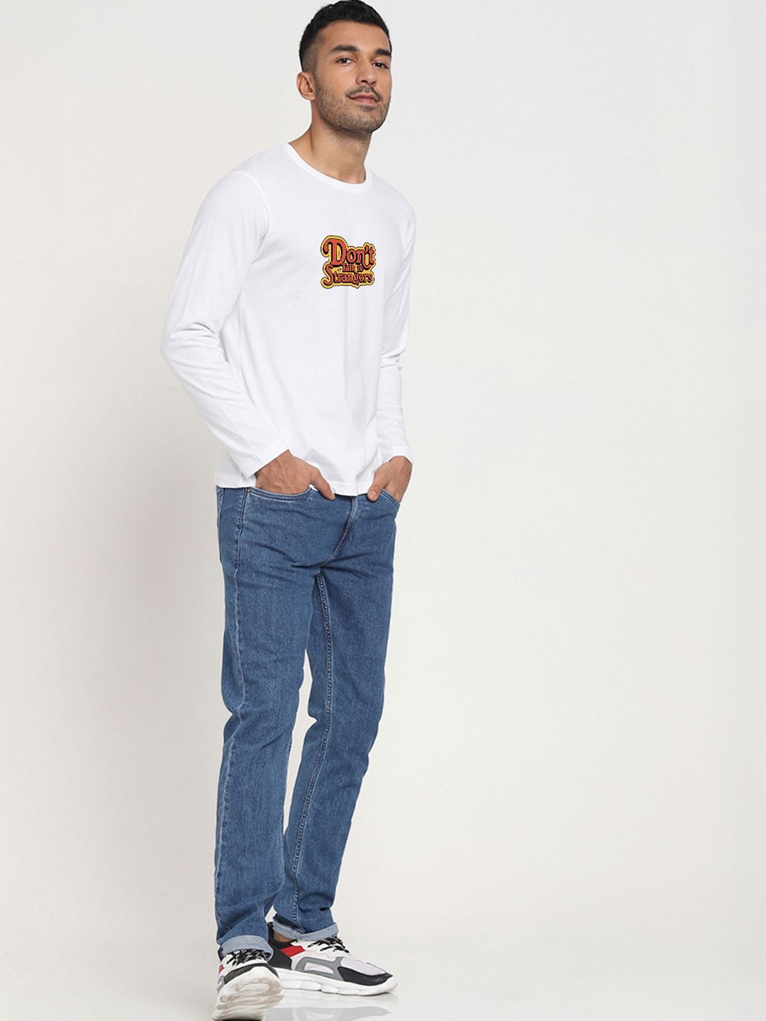 Bewakoof Men Graphic Printed Round Neck Pure Cotton Casual T-shirt