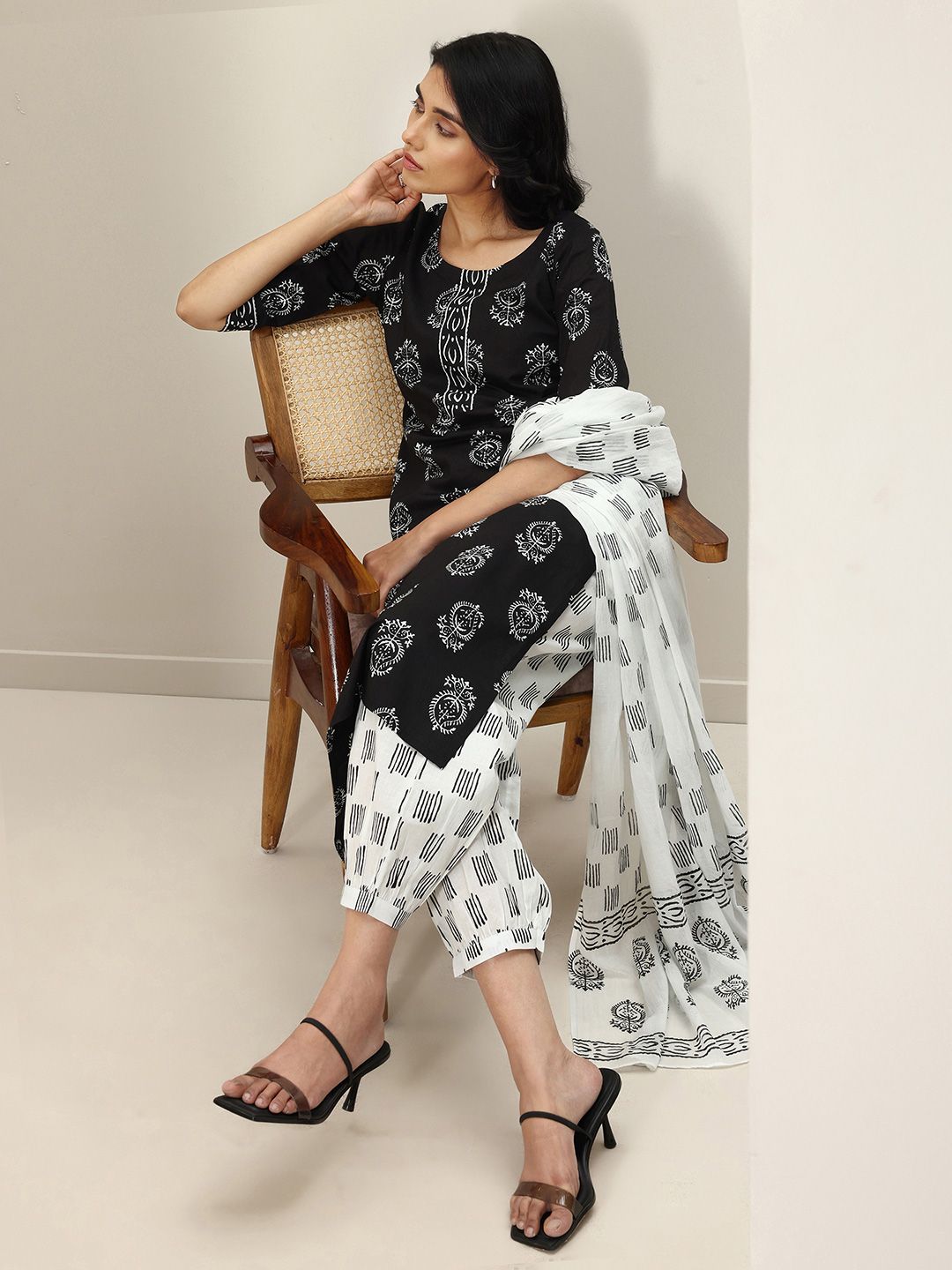 Libas Women Ethnic Motifs Printed Regular Kurta with Salwar & With Dupatta