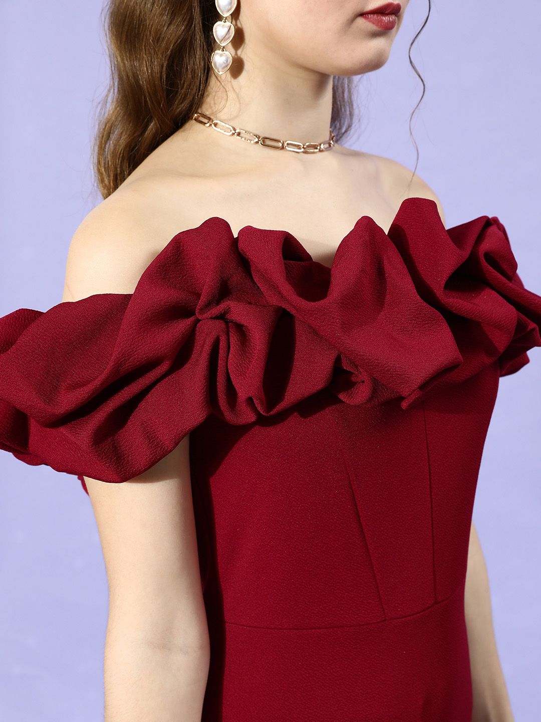Athena Maroon Off-Shoulder Solid Scrunchie Sheath Dress