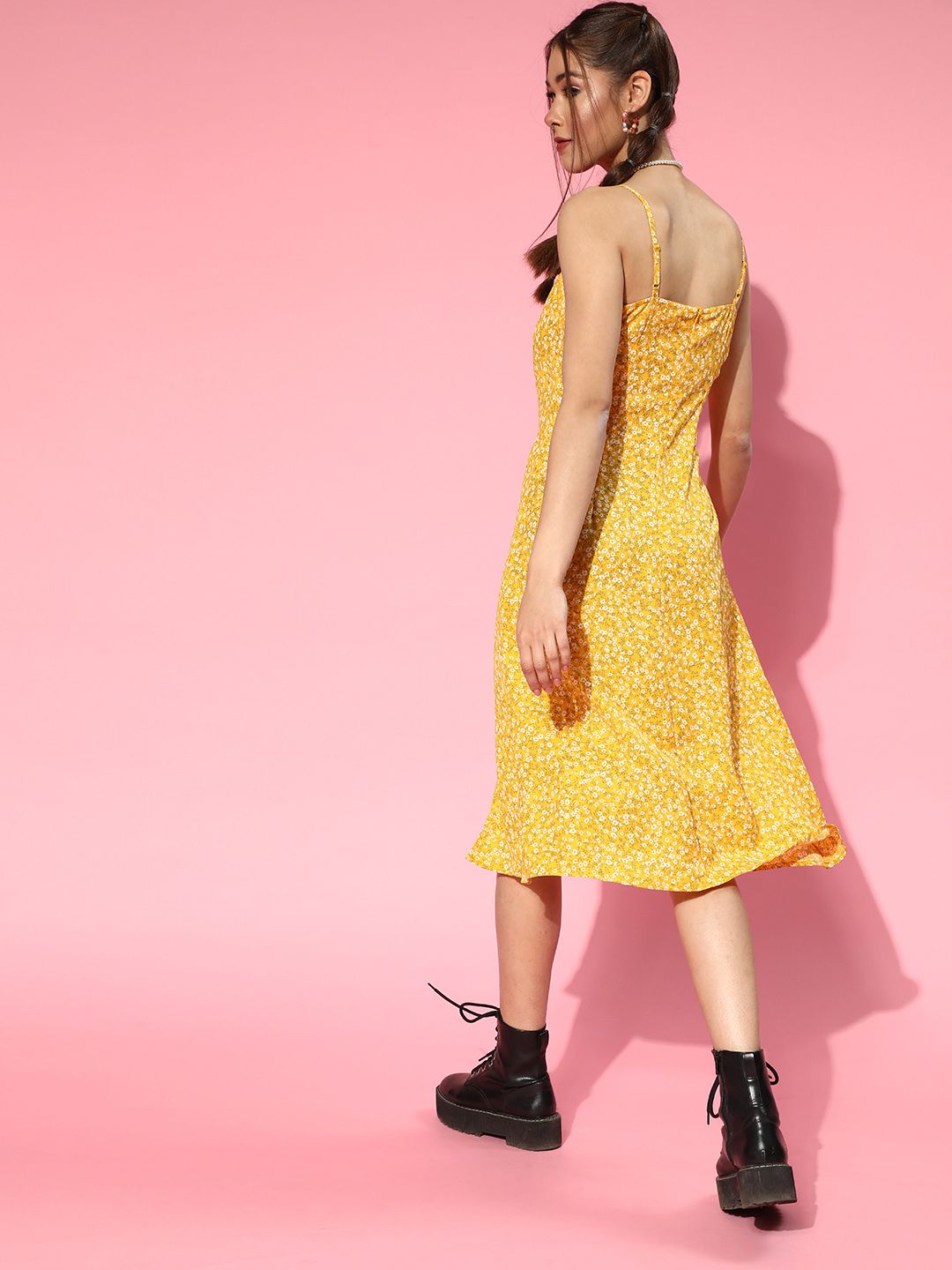 Berrylush Yellow & White Floral Crepe A-Line Midi Dress