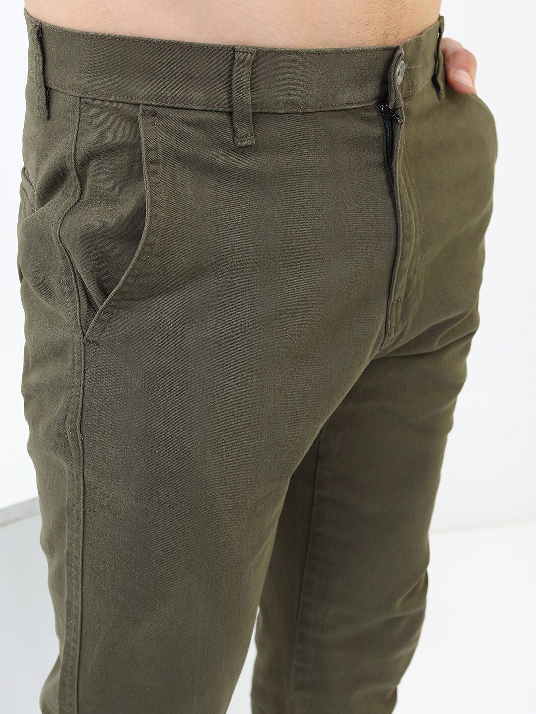 HIGHLANDER Men Olive Green Slim Fit Chinos Trousers