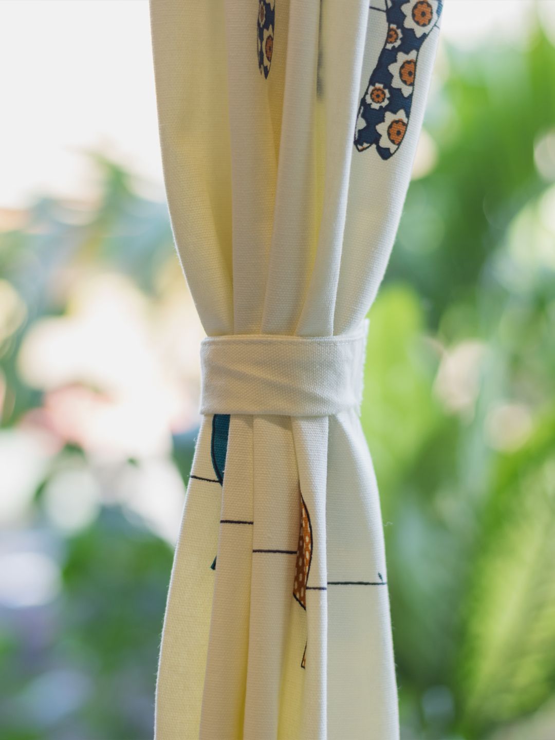 URBAN SPACE White & Blue Set of 2 Window Curtains