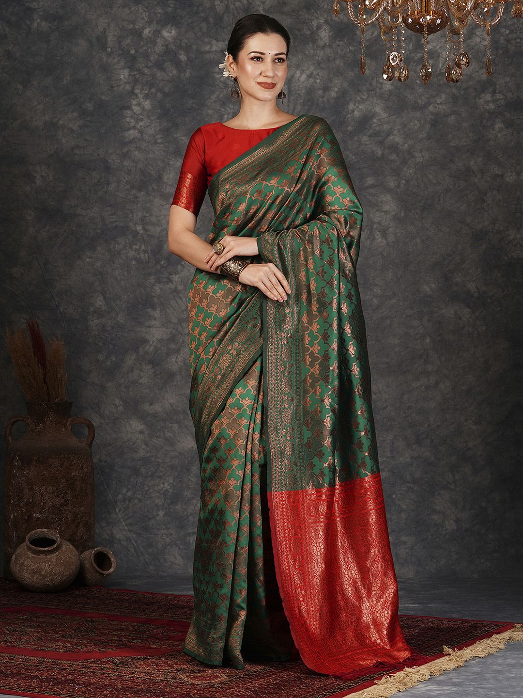 KALINI Ethnic Motifs Woven Design Zari Banarasi Saree