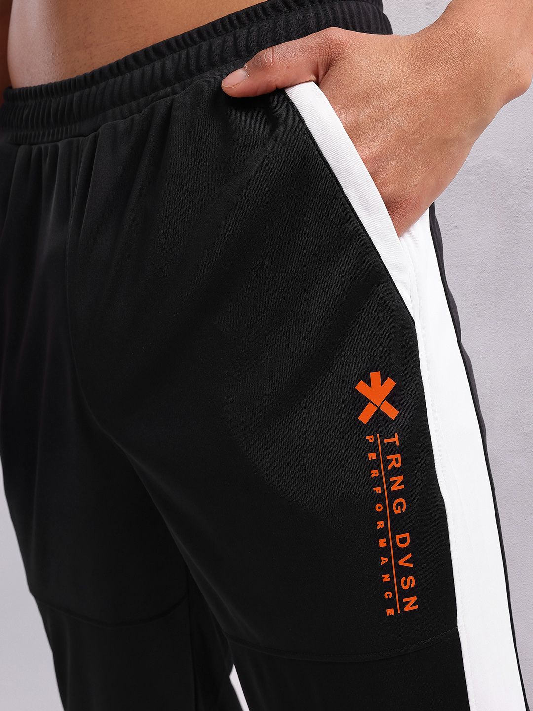 HRX by Hrithik Roshan Men Rapid-Dry Training Joggers