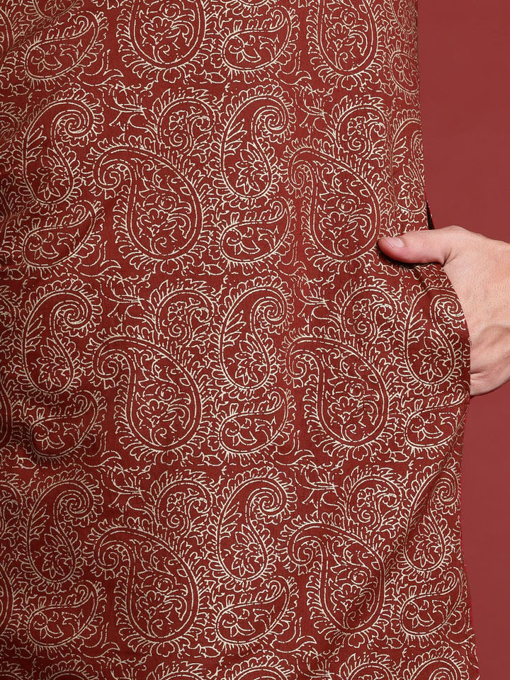 Anouk Tyohaar Collection Cotton Paisley Print High-Low Kurta