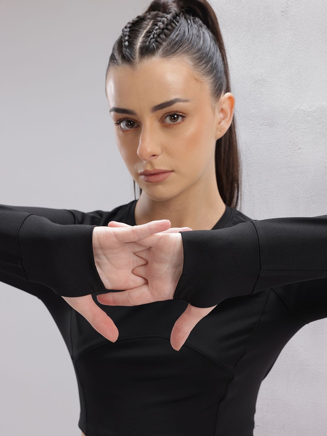 HRX by Hrithik Roshan Thumbhole Detail Rapid-Dry Slim Fit Training T-shirt