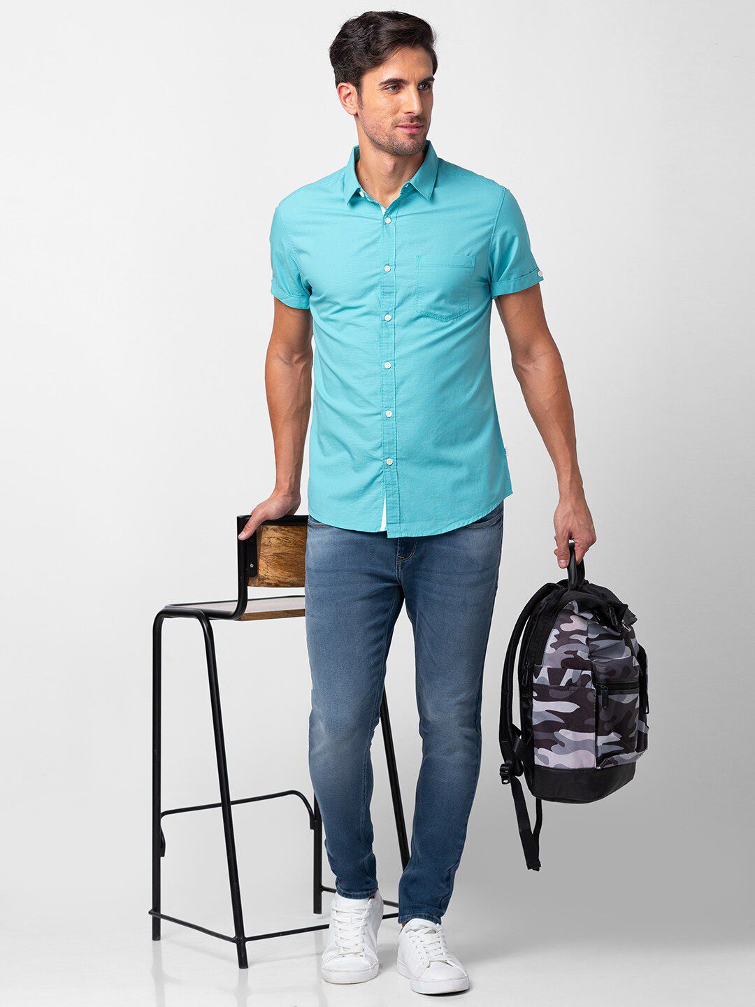SPYKAR Men Solid Casual Shirt