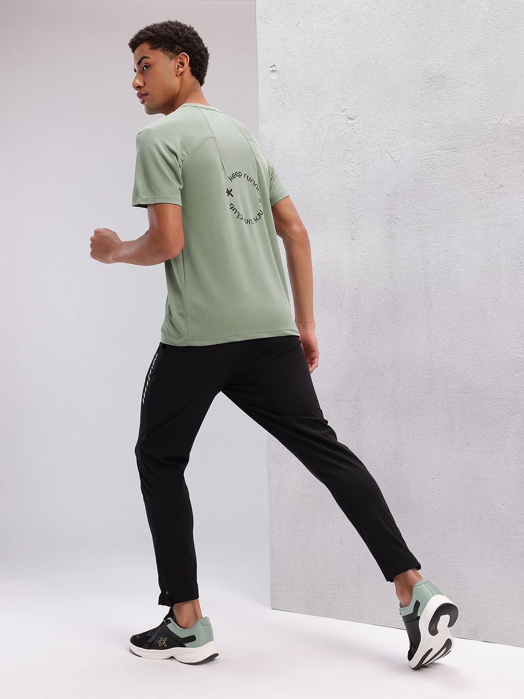 HRX by Hrithik Roshan Typography Print Running T-shirt