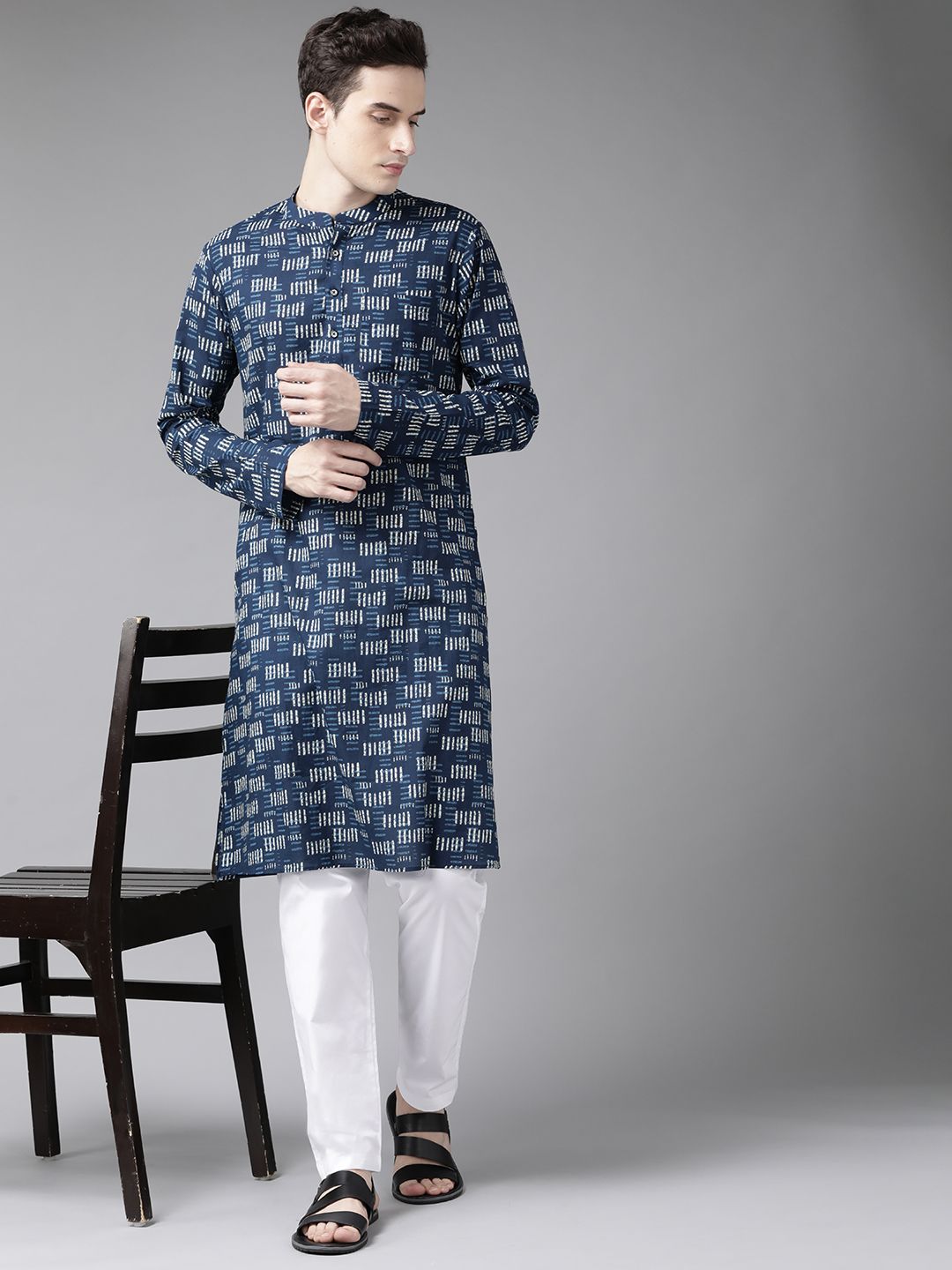 See Designs Men Navy Blue Printed Pure Cotton Kurta with Trousers