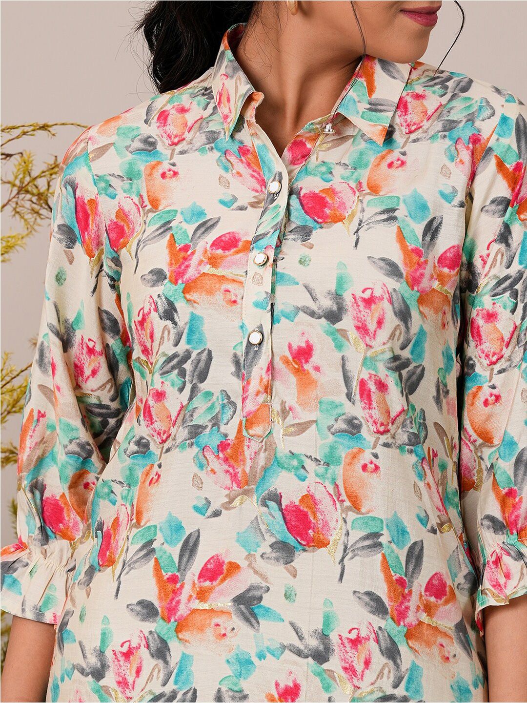 Libas Floral Printed Floral Shirt Collar Three-Quarter Sleeves Pathani Kurta