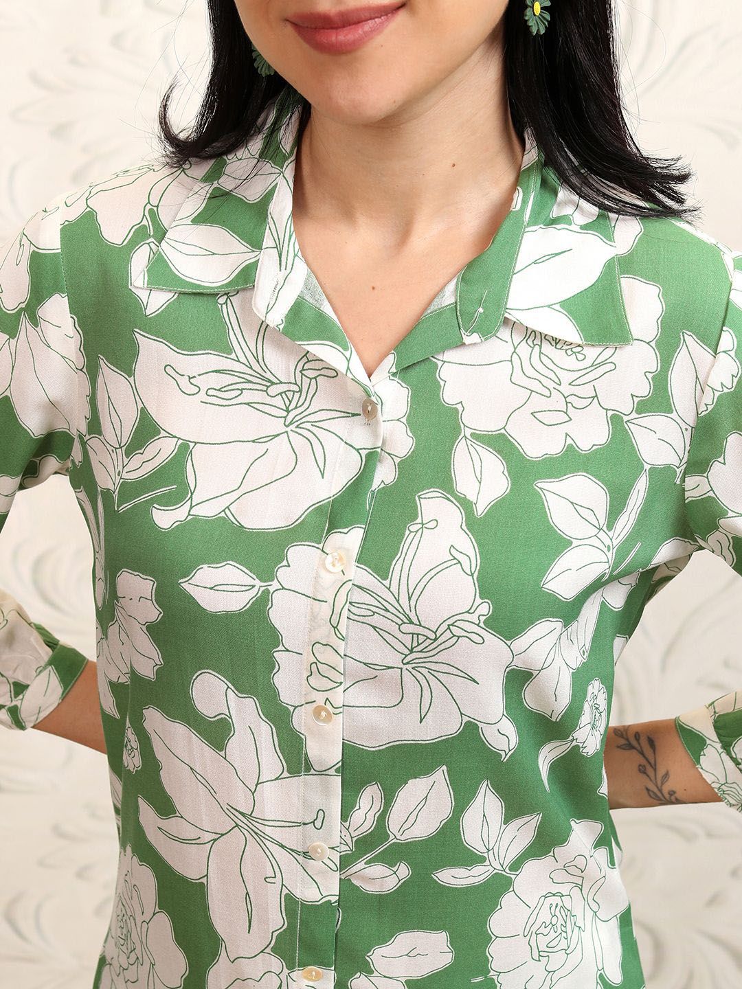 Vishudh Green Floral Printed Pure Cotton Longline Shirt With Palazzos