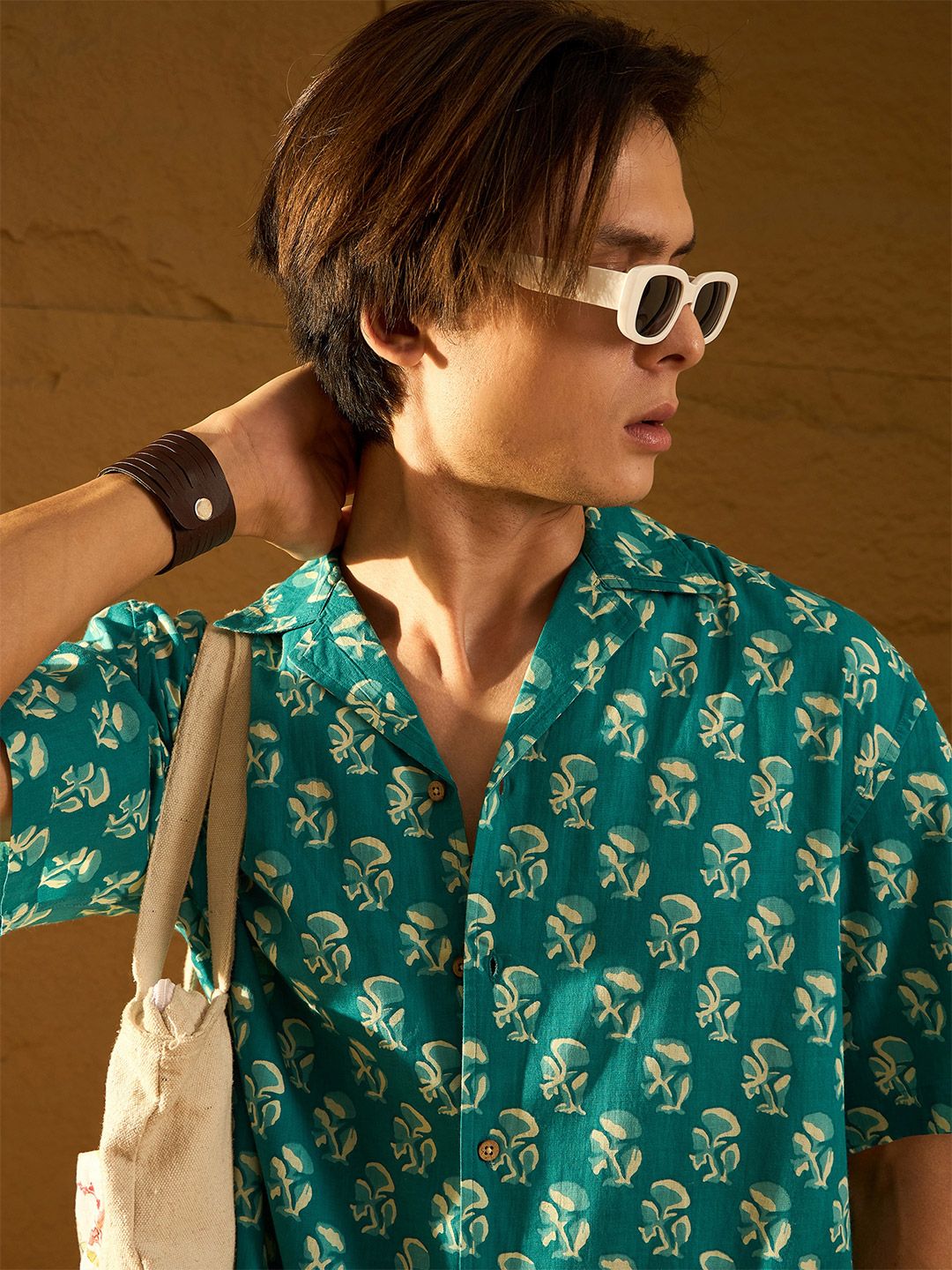 Blok Dennison dicetak bahu kemeja kapas besar