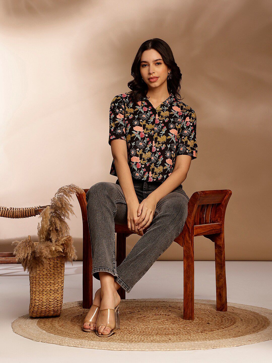 Anouk Floral Printed Shirt Collar Cotton Crop Top