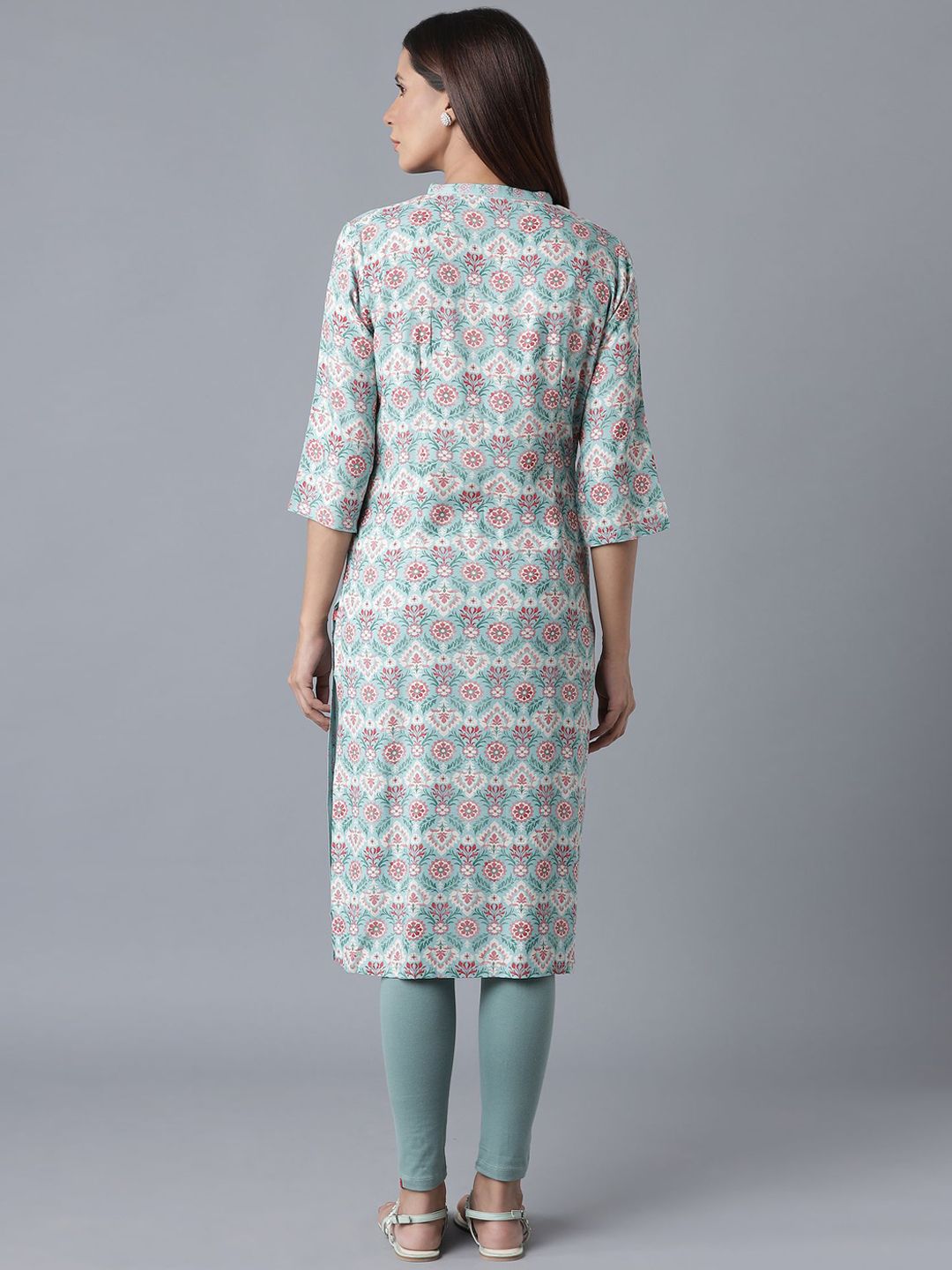 W Women Blue Geometric Checked Flared Sleeves Thread Work Kurta