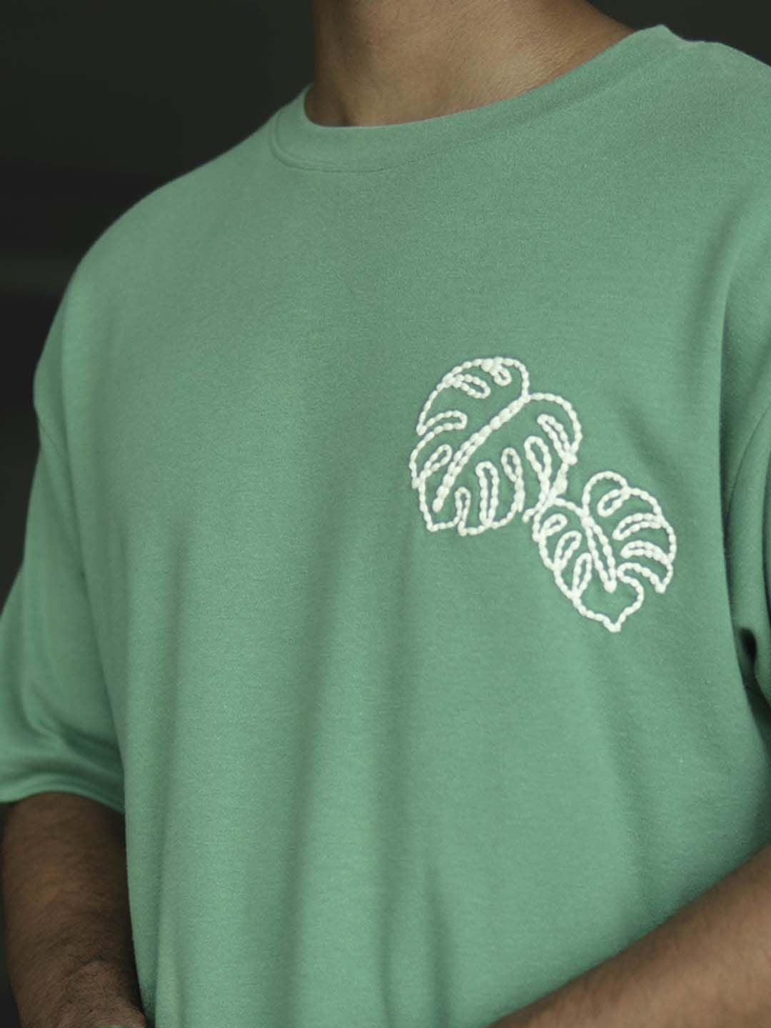 Powerlook Men Graphic Printed Round Neck Oversized T-Shirt