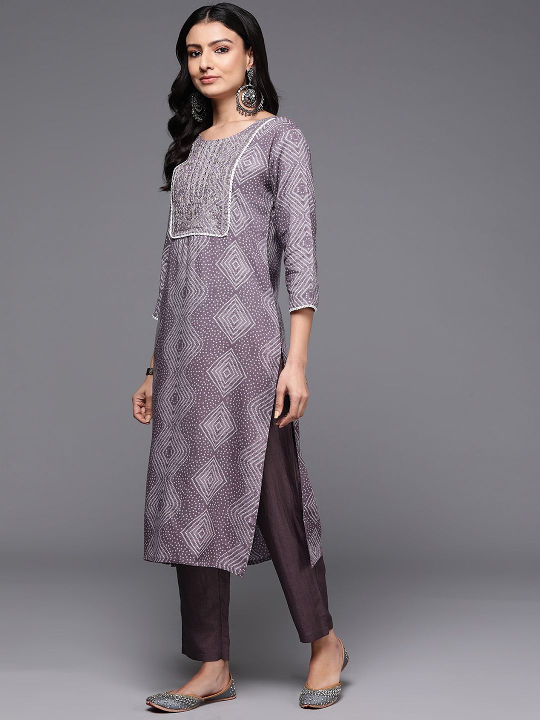 Indo Era Women Bandhani Printed Thread Work Kurta