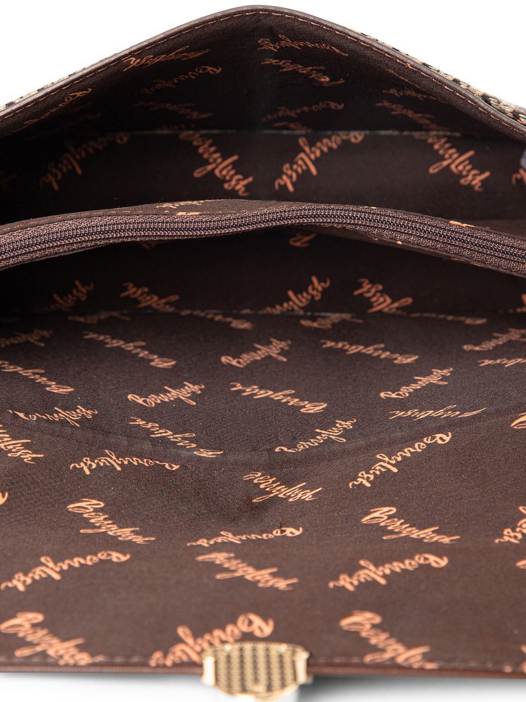 Berrylush Women Checked Structured Casual Sling Bag