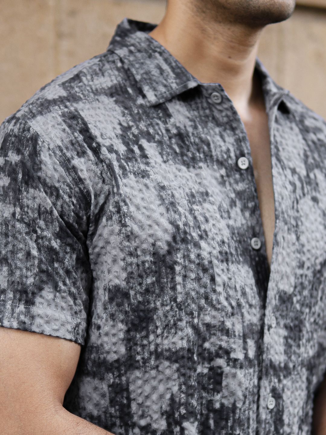 Powerlook Men Regular Fit Abstract Printed Spread Collar Casual Shirt