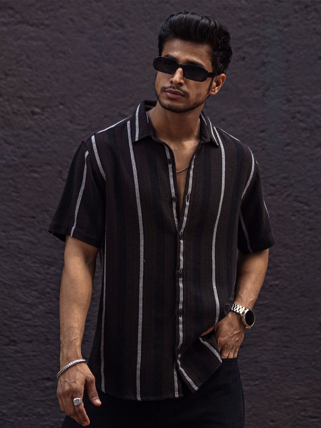 Powerlook Men Vertical Stripes Opaque Casual Shirt