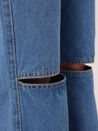 DressBerry Women Urban Utopia Pure Cotton Straight Fit Slash Knee Jeans