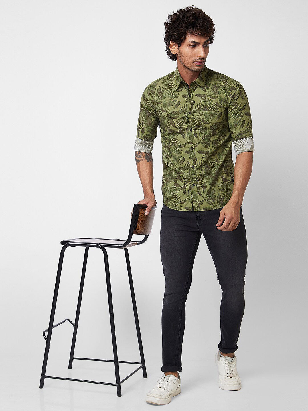 SPYKAR Tropical Printed Pure Cotton Casual Shirt