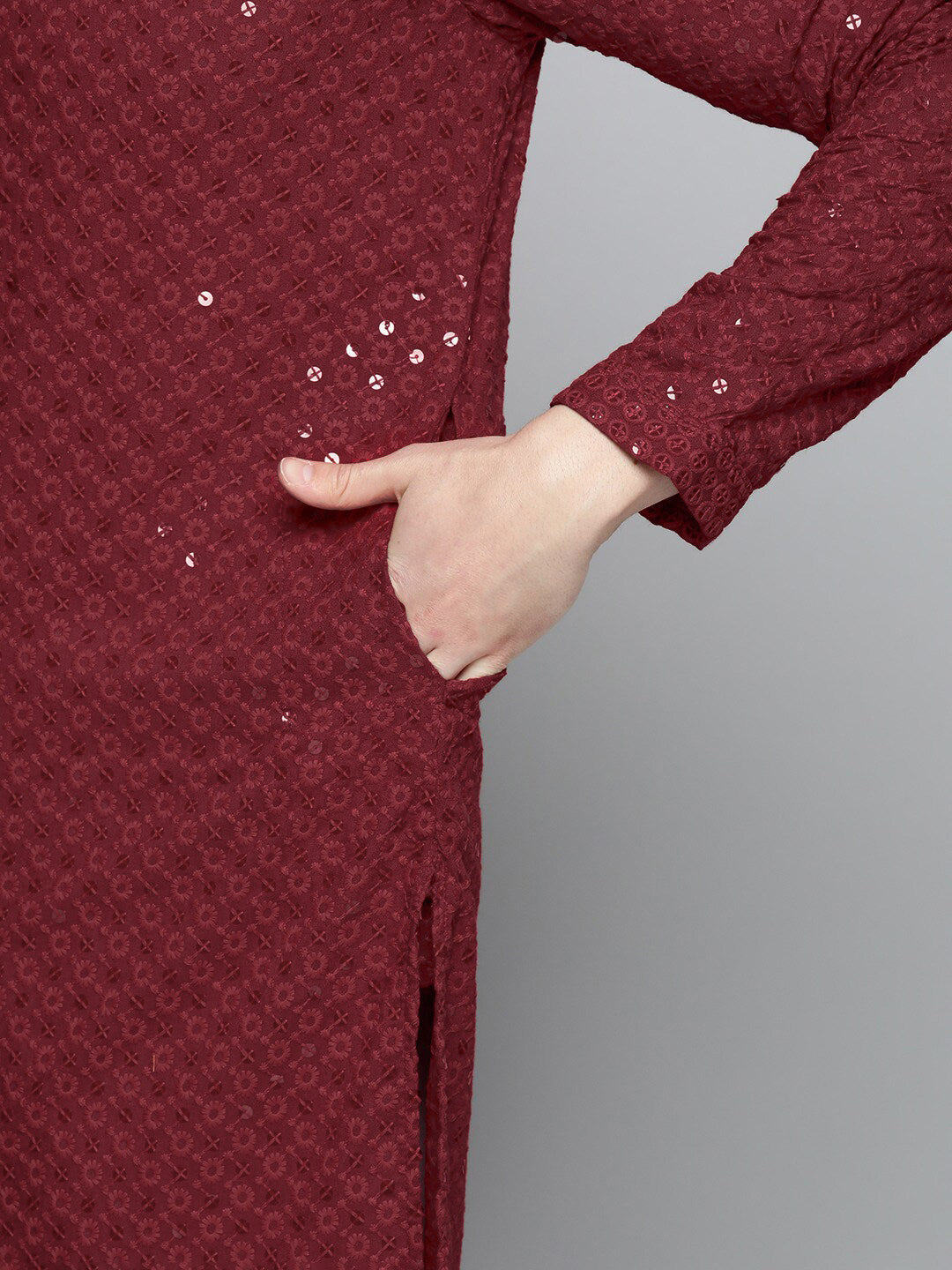 Jompers Men Mandarin Collar Embellished Kurta