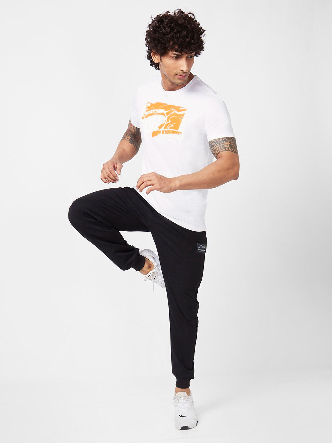 SPYKAR Graphic Printed Slim Fit Cotton Casual T-Shirt