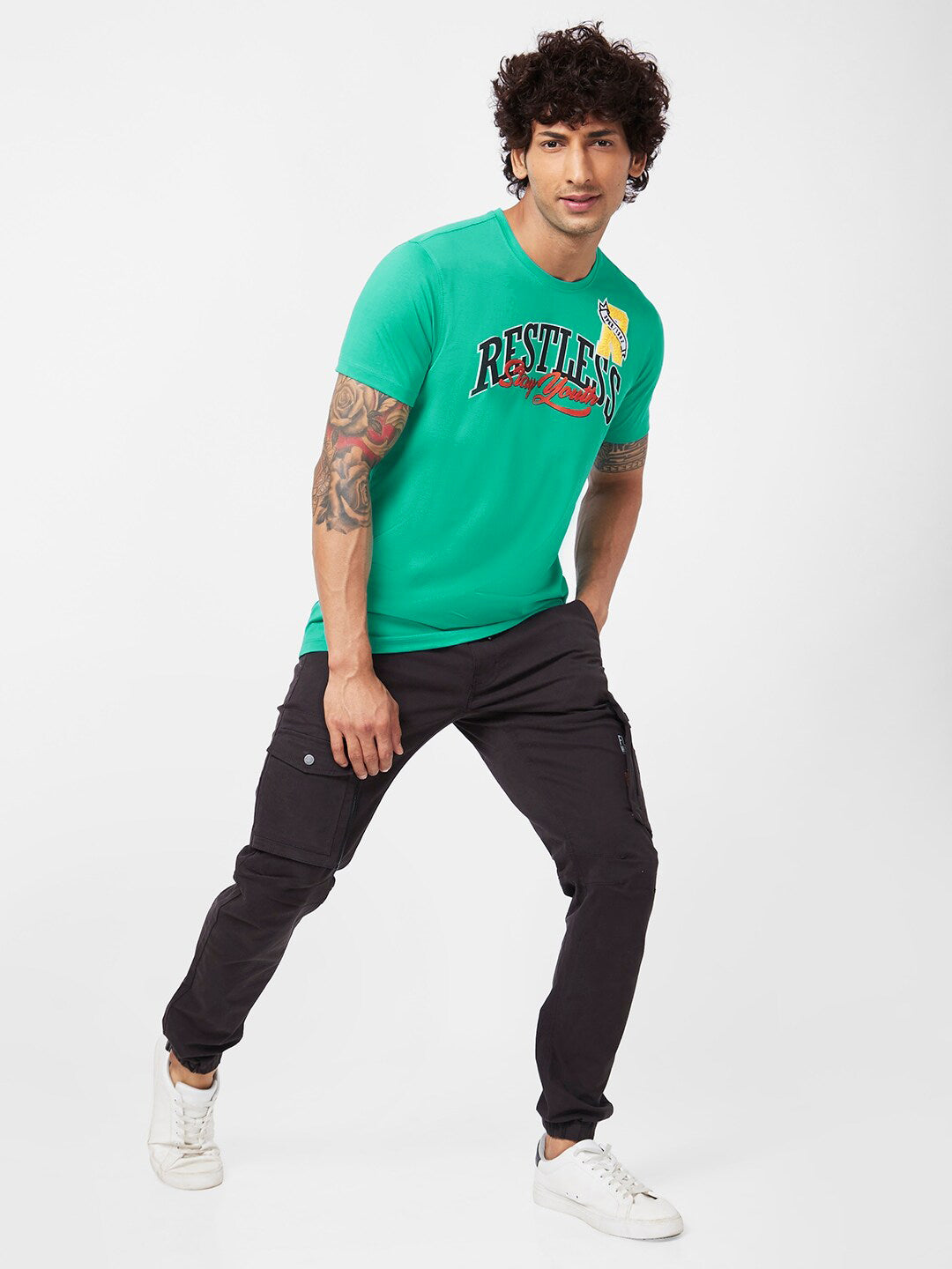 SPYKAR Typography Printed Slim Fit Casual T-Shirt